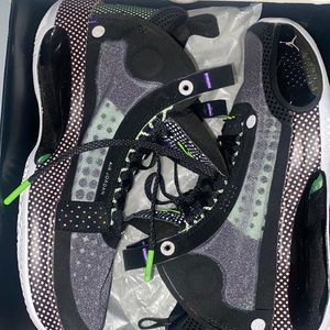 Air Jordan XXXIV Sz 6.5y